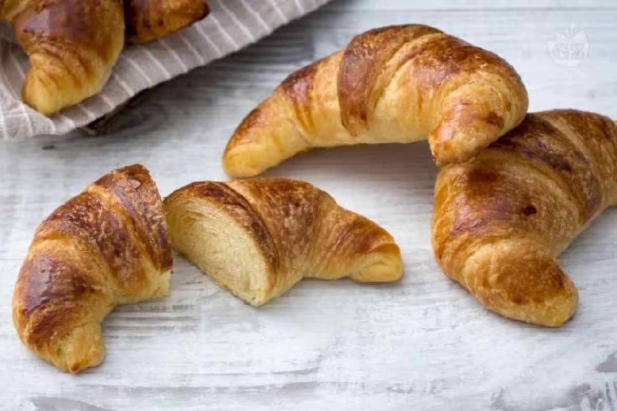 Brioche Cornetto E Croissant Le Differenze Giorni It